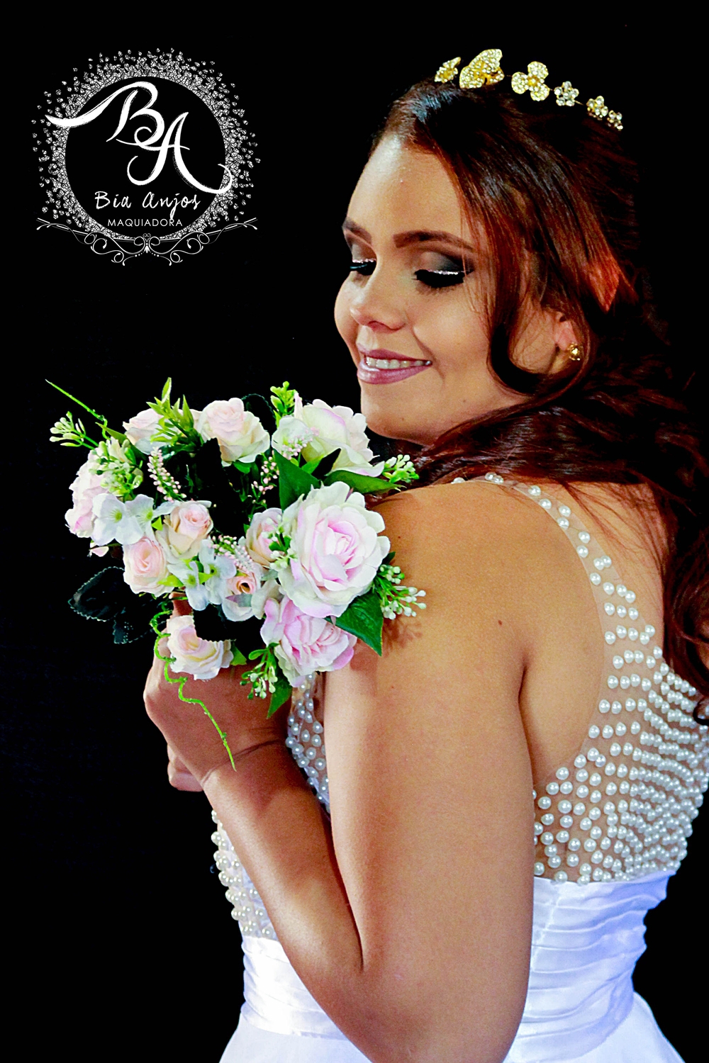 Linda noiva Sarah - Delicada e com delineado glitterinado! ♥
#maquiagem #maquiagemclássica #maquiagemdelicada #noiva #bride #maquiagemnoiva #bridalmakeup #casamentonapraia #delineadoglitterinado maquiagem maquiador(a)
