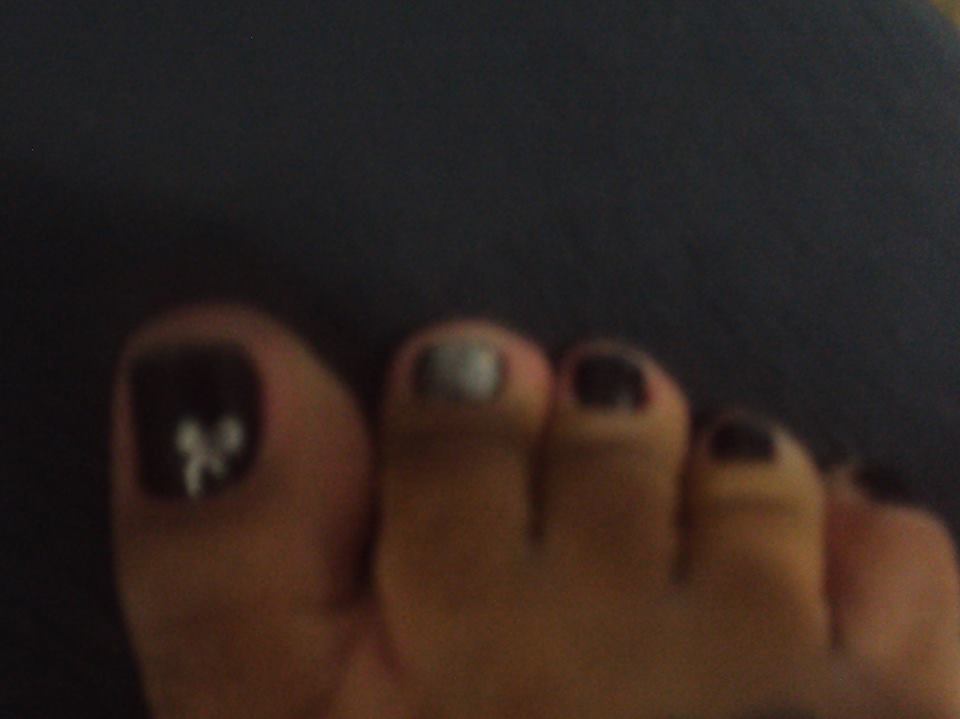 Black fosco com glitter e aplicação de adesivo  artesanal unha manicure e pedicure depilador(a) designer de sobrancelhas barbeiro(a) cabeleireiro(a) recepcionista