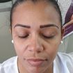 Design de sobrancelha, com Henna.