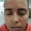 Design de sobrancelha, com Henna.