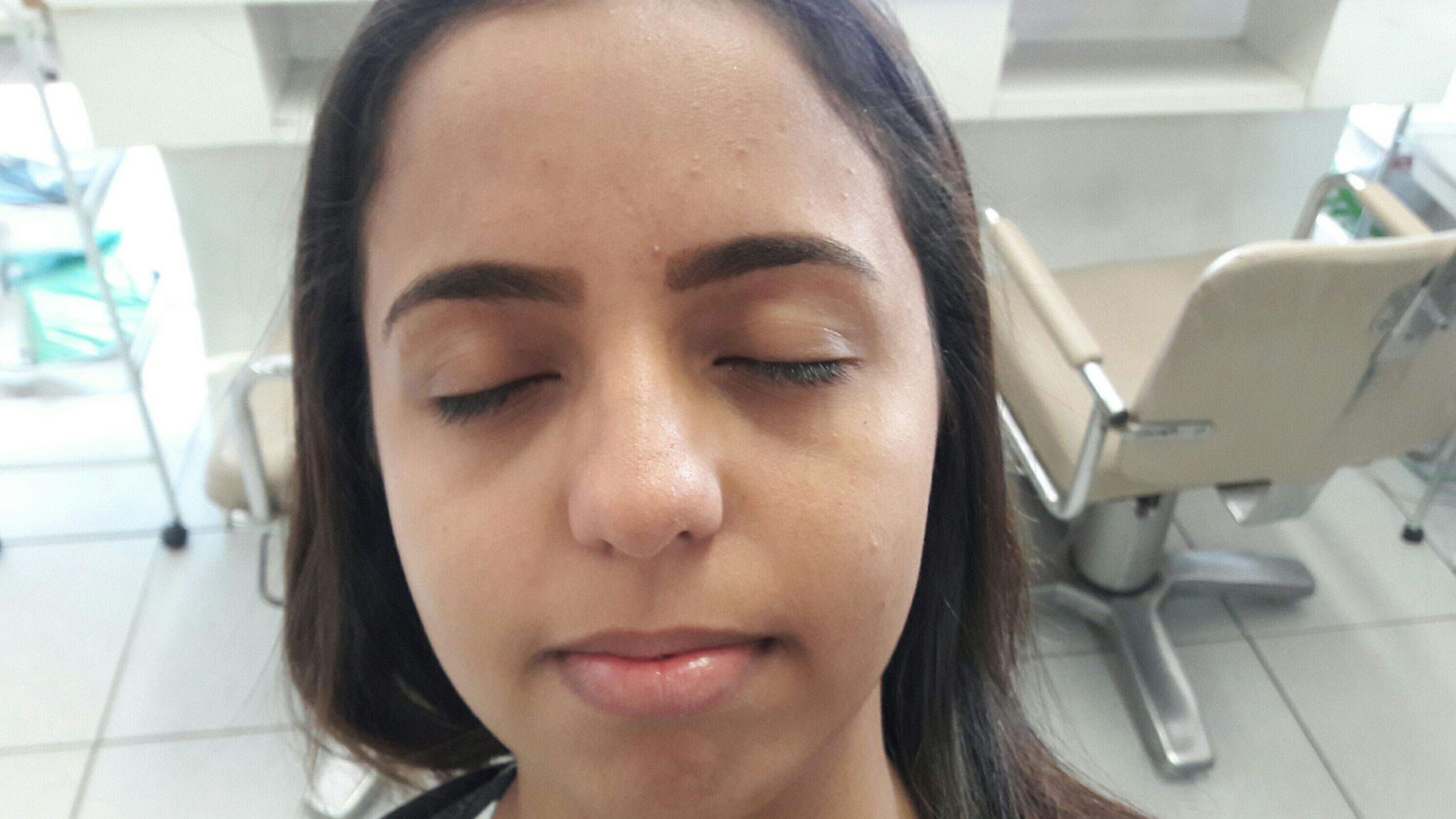 Design de sobrancelha, com Henna. estética maquiador(a)