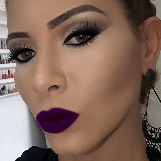 Make-up by Meg Ribeiro  maquiagem maquiador(a) cabeleireiro(a) designer de sobrancelhas massoterapeuta