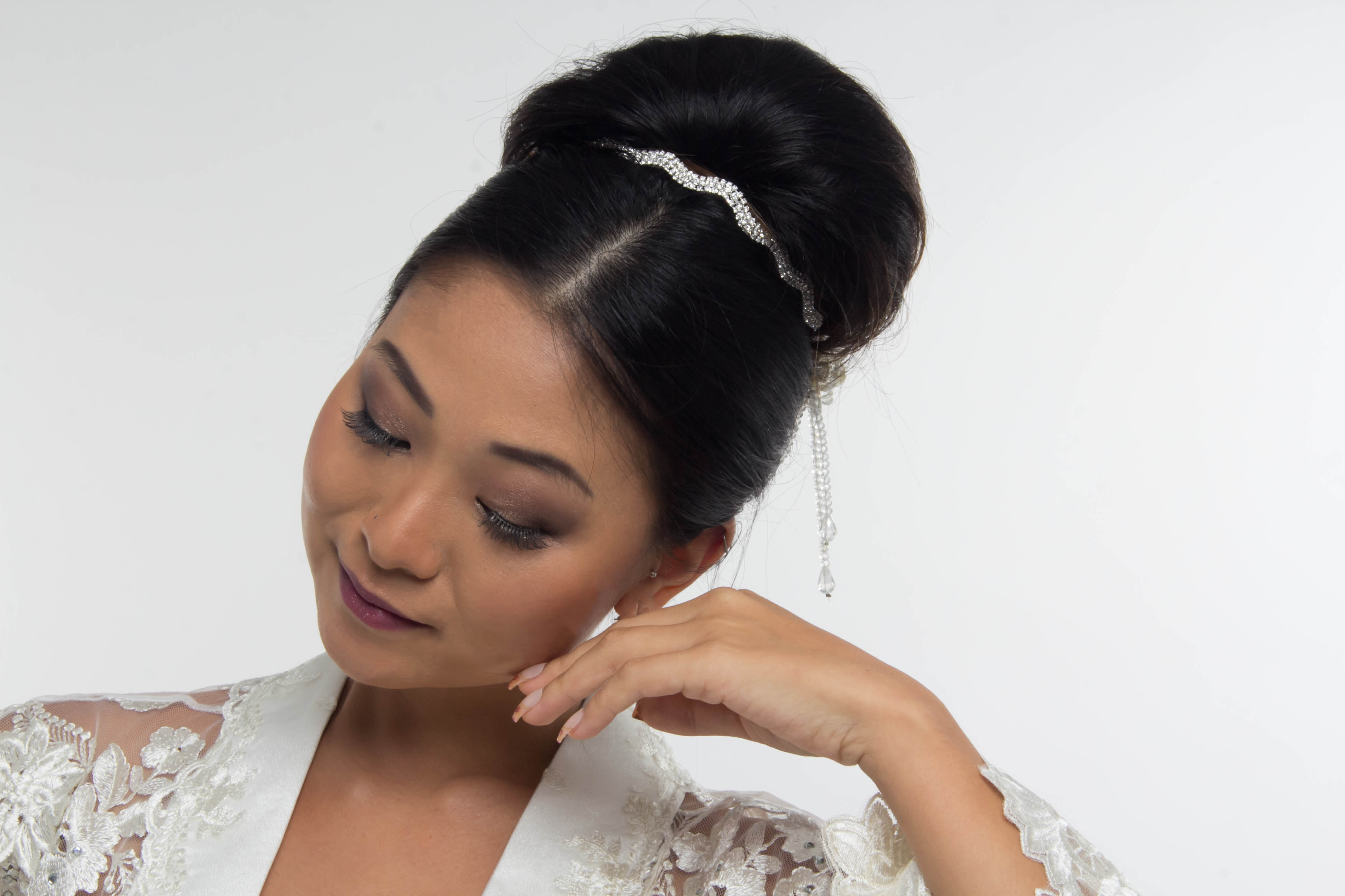Noiva oriental kimono
#noivaoriental#oriental #japa #beauty #oriental #noiva #maquiagemoriental #yumik #kimono #flordefogo maquiagem esteticista maquiador(a) massoterapeuta gerente administrativo designer de sobrancelhas aromaterapeuta vendedor(a) cosmetólogo(a) consultor(a) docente / professor(a)