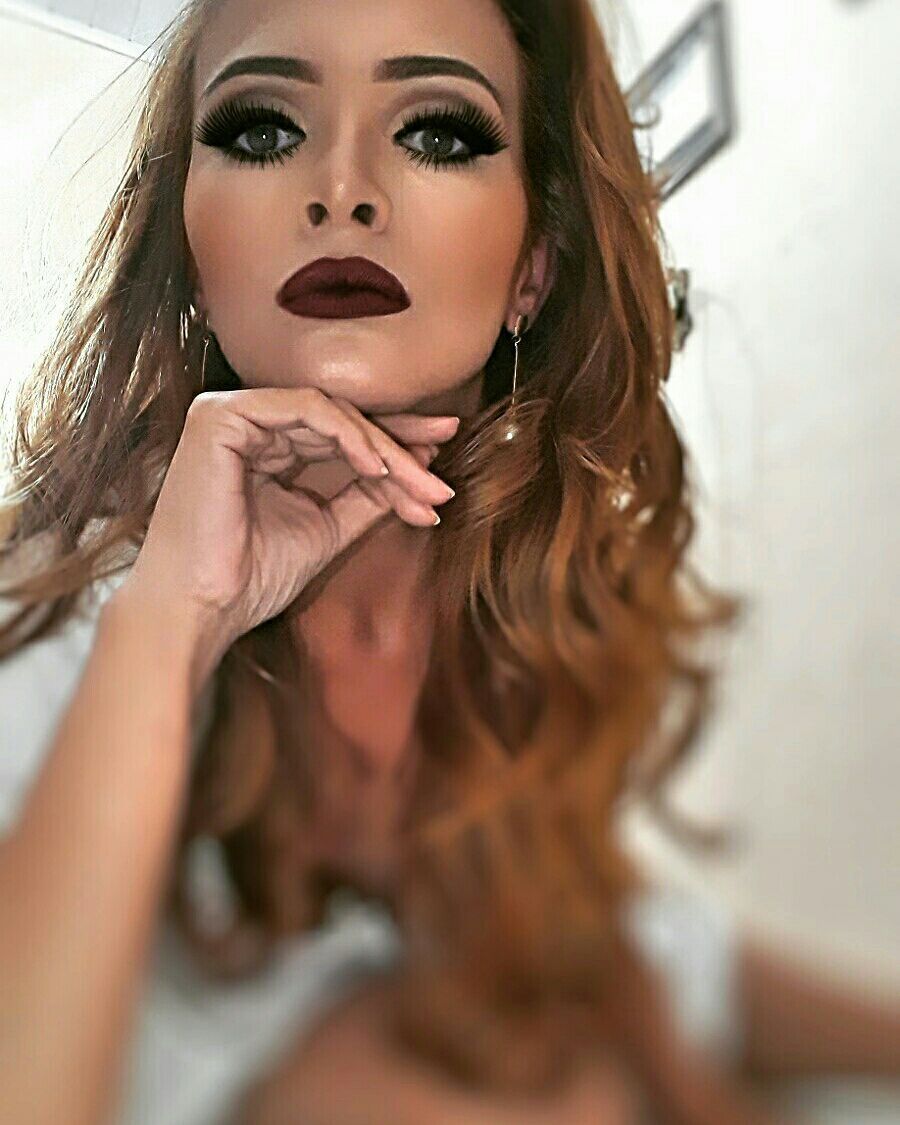 cut cresse, optei por uma pele iluminada e olho tudo é boca tudo. Produtos usei da Mary kay, vult e Avon. maquiagem maquiador(a) cabeleireiro(a) designer de sobrancelhas massoterapeuta