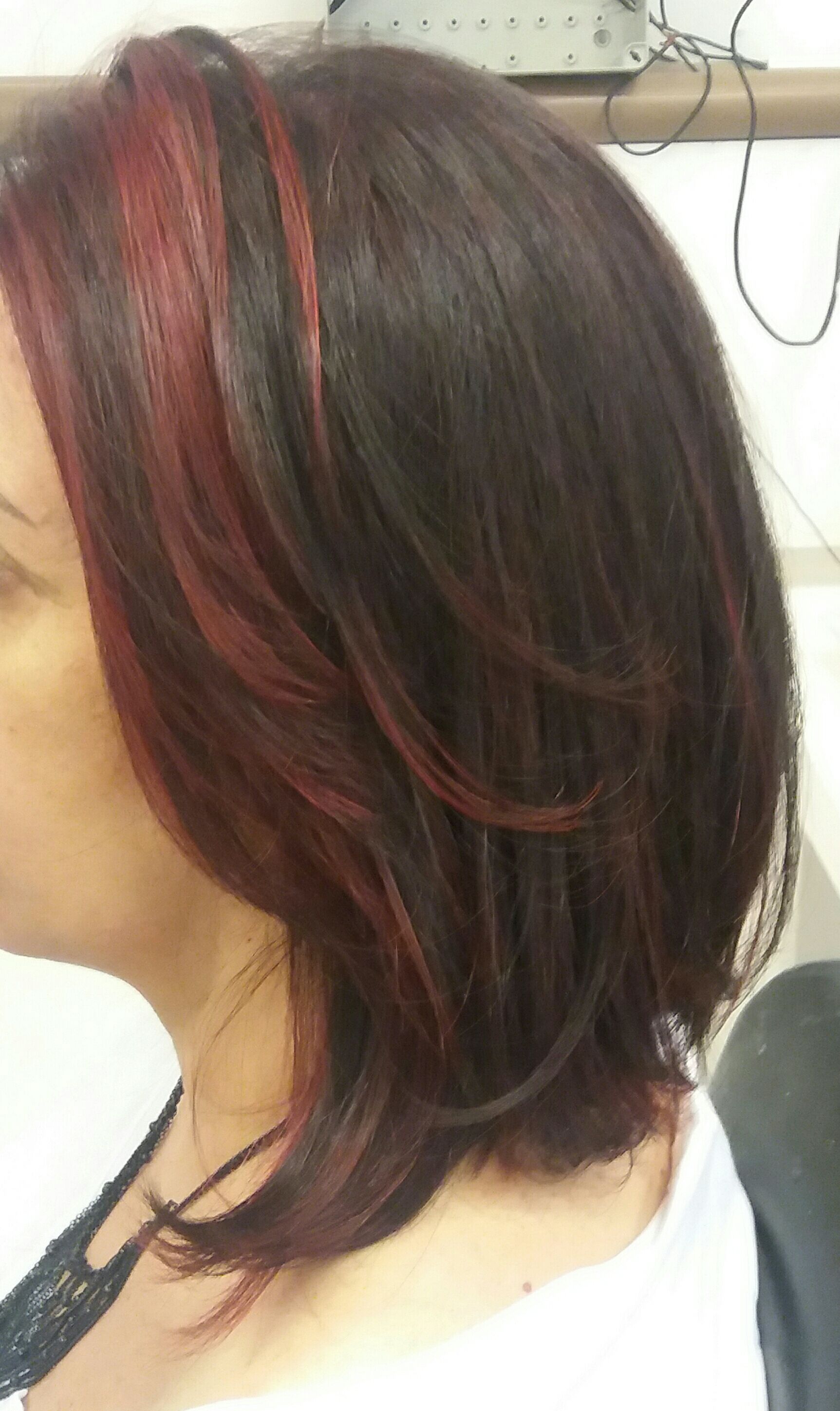 Matizaçao de mechas loiras para o vermelho, corte e escova. cabelo auxiliar cabeleireiro(a) designer de sobrancelhas