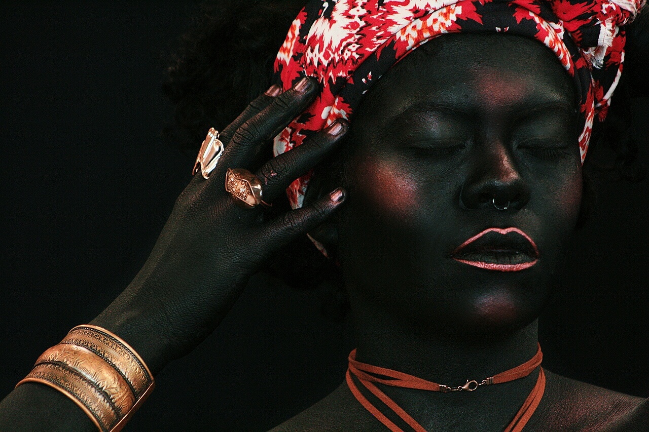 Coleção de Joias - Mitologia Africana Yorubá #makeup #conceptualmakeup #maquiagemconceitual #mitologiaafricana #orixás #iansã #joias maquiagem maquiador(a)