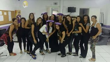 Formatura das Maquiadoras mais lindas !
Parabéns meninas outros cabeleireiro(a) designer de sobrancelhas docente / professor(a) maquiador(a)