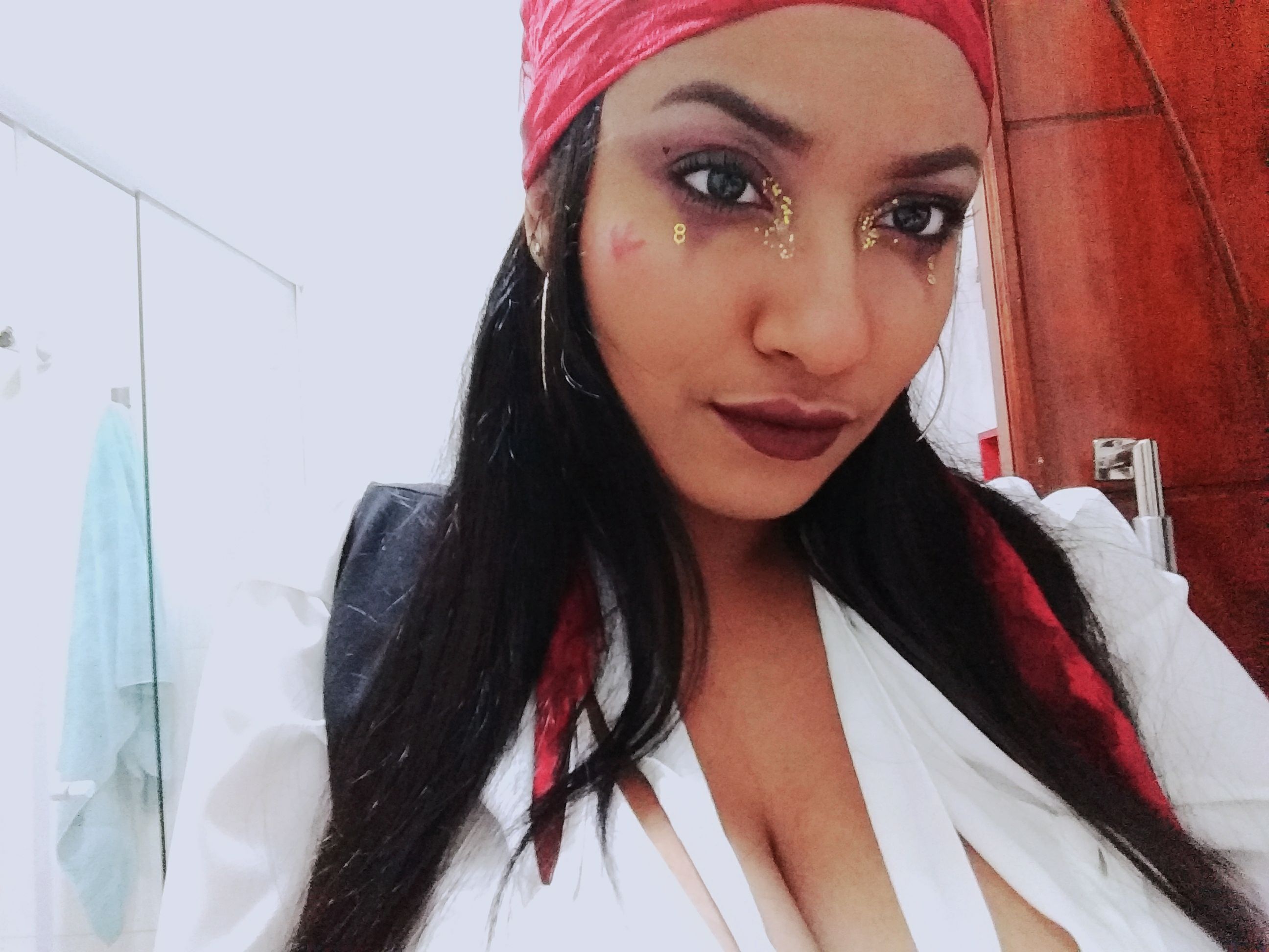 Maquiagem de pirata para uma festa a fantasia, super improvisada pois foi de última hora. maquiagem esteticista recepcionista