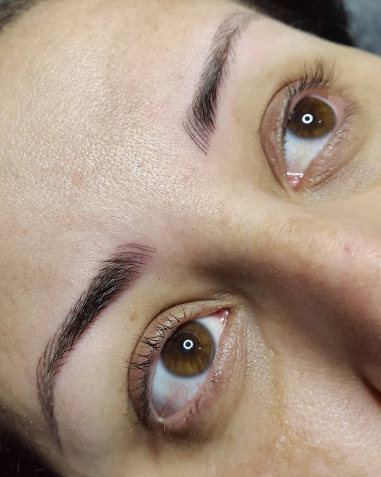Microblading outros maquiador(a) designer de sobrancelhas micropigmentador(a)