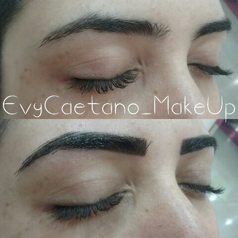 Micropigmentação de sobrancelha. Técnica esfumada*
#antesedepois #embelezamentodoolhar #micro #micro3D #micropigmentação #sobrancelha #design #esteticafacial #evycaetano #evycaetanomakeup #diva #beuaty #diva outros micropigmentador(a) designer de sobrancelhas maquiador(a) assistente maquiador(a)