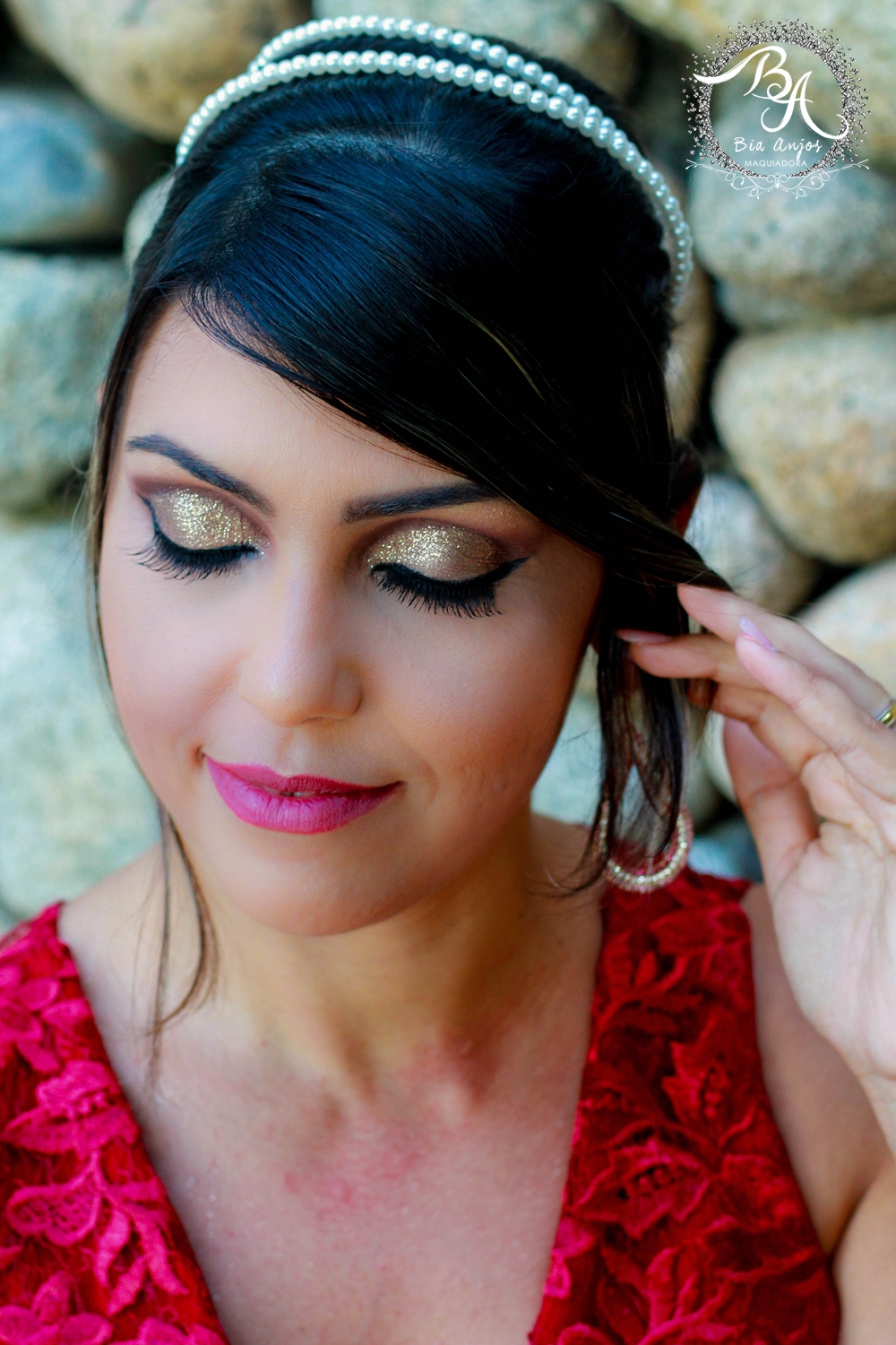 Maquiagem com muito glitter para evento noturno
#glitter #maquiagem #social #madrinha maquiagem maquiador(a)