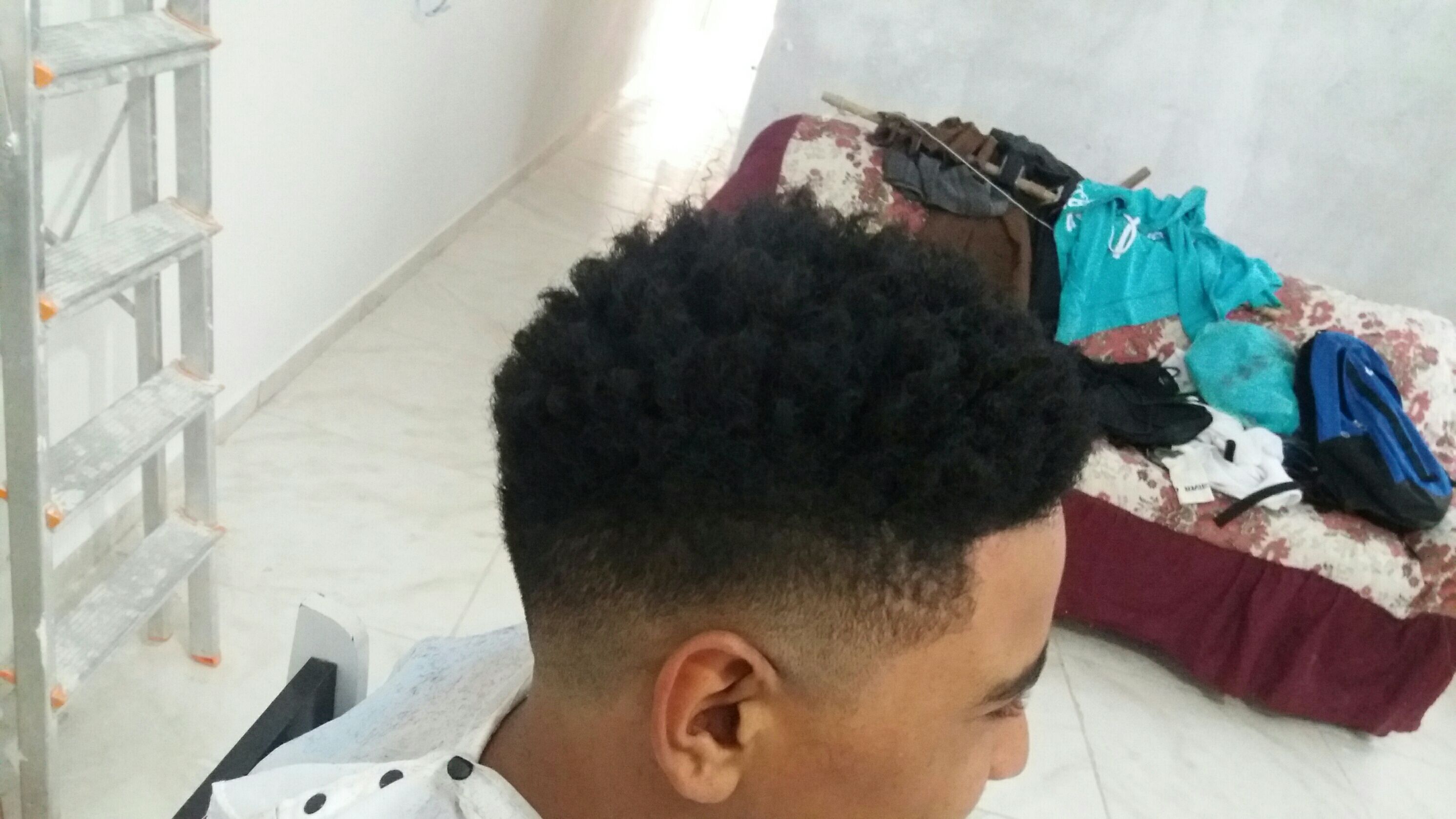 Corte afro nodred com degrade e pigmentação cabelo barbeiro(a)