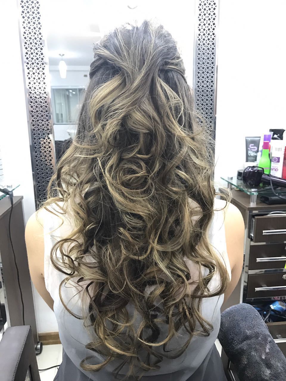 Ombré Hair e Penteado! #morenailuminada #cabelos #cabelosaudavel #lightcontour  cabelo cabeleireiro(a) maquiador(a)