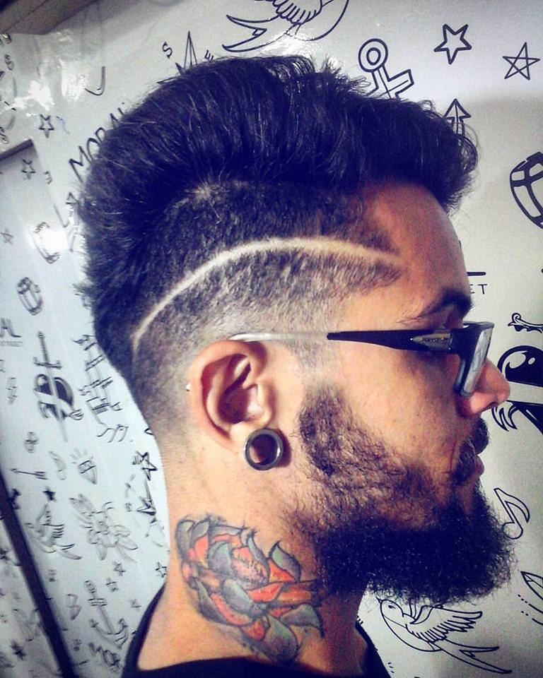 degrader meio com risca lateral cabelo barbeiro(a) cabeleireiro(a)