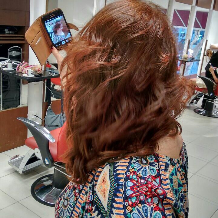 cabeleireiro(a) stylist / visagista