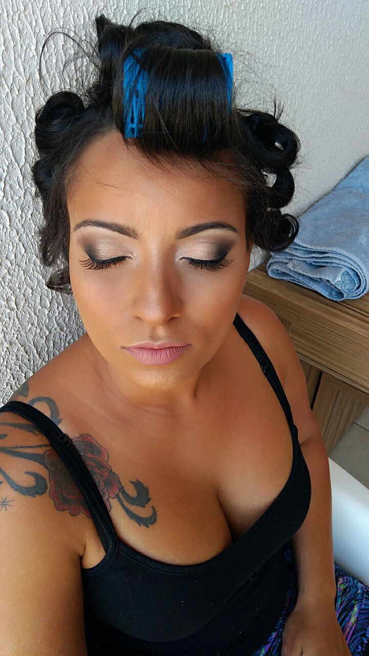 maquiagem cabeleireiro(a) maquiador(a) designer de sobrancelhas stylist / visagista