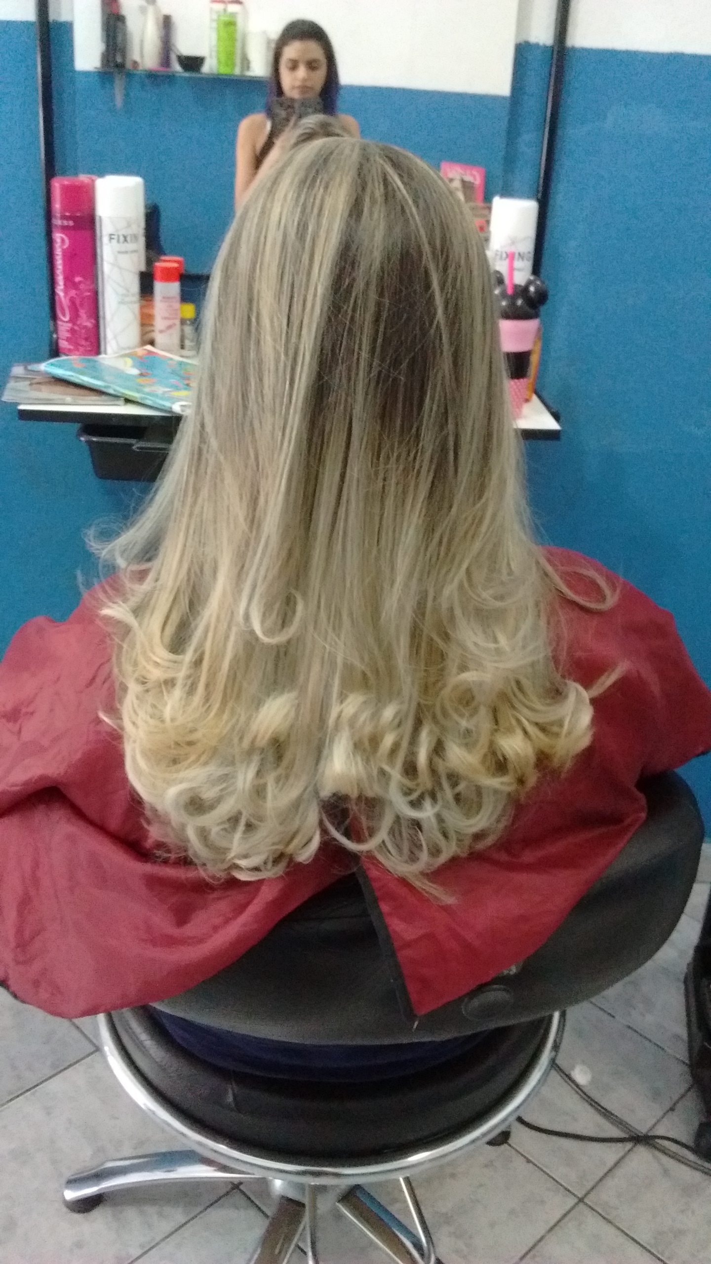 Ombre Hair em cabelos com resíduos de coloração cabelo cabeleireiro(a)