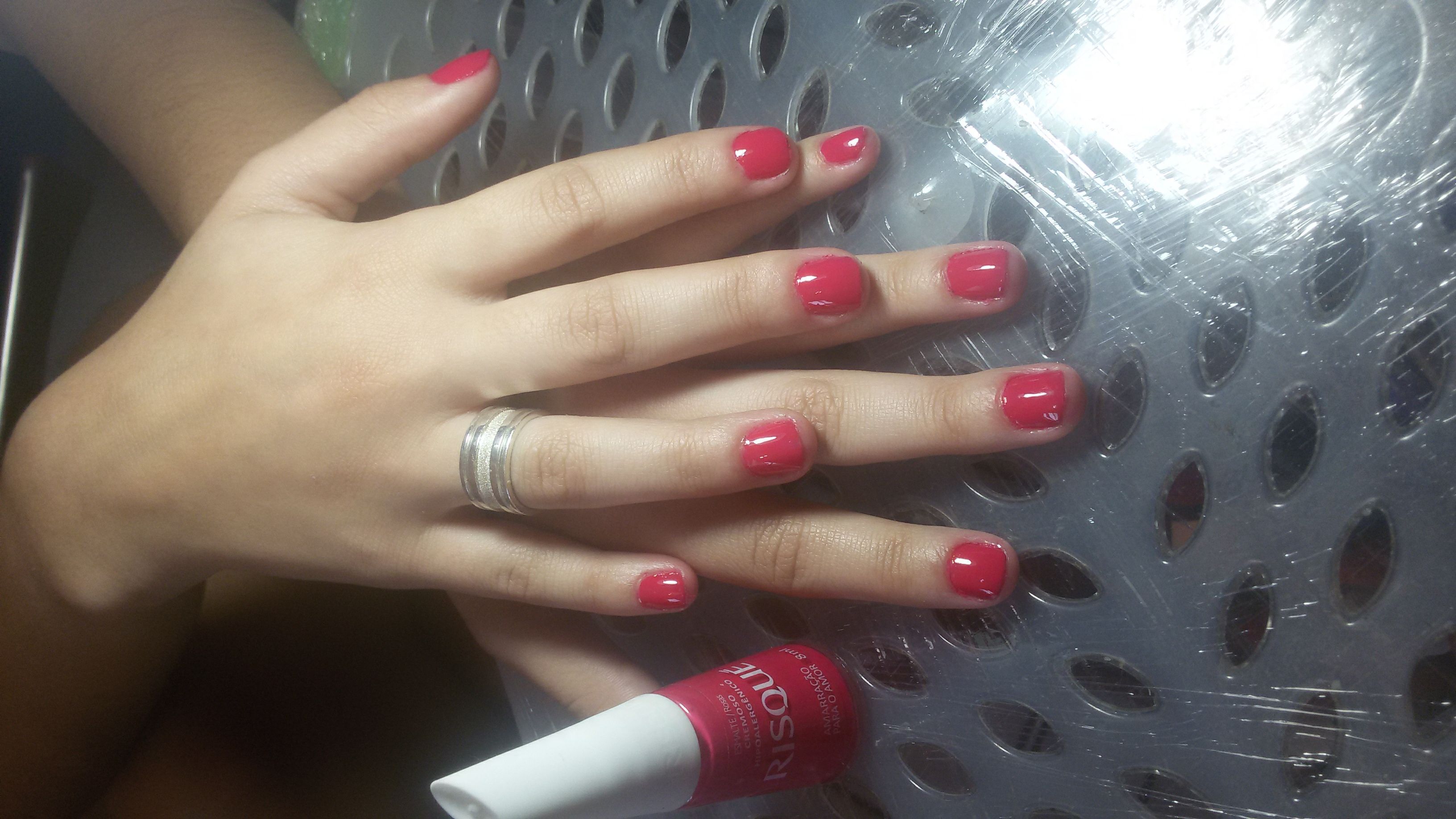 Cutilagem e Esmaltação unha designer de sobrancelhas micropigmentador(a) manicure e pedicure maquiador(a)