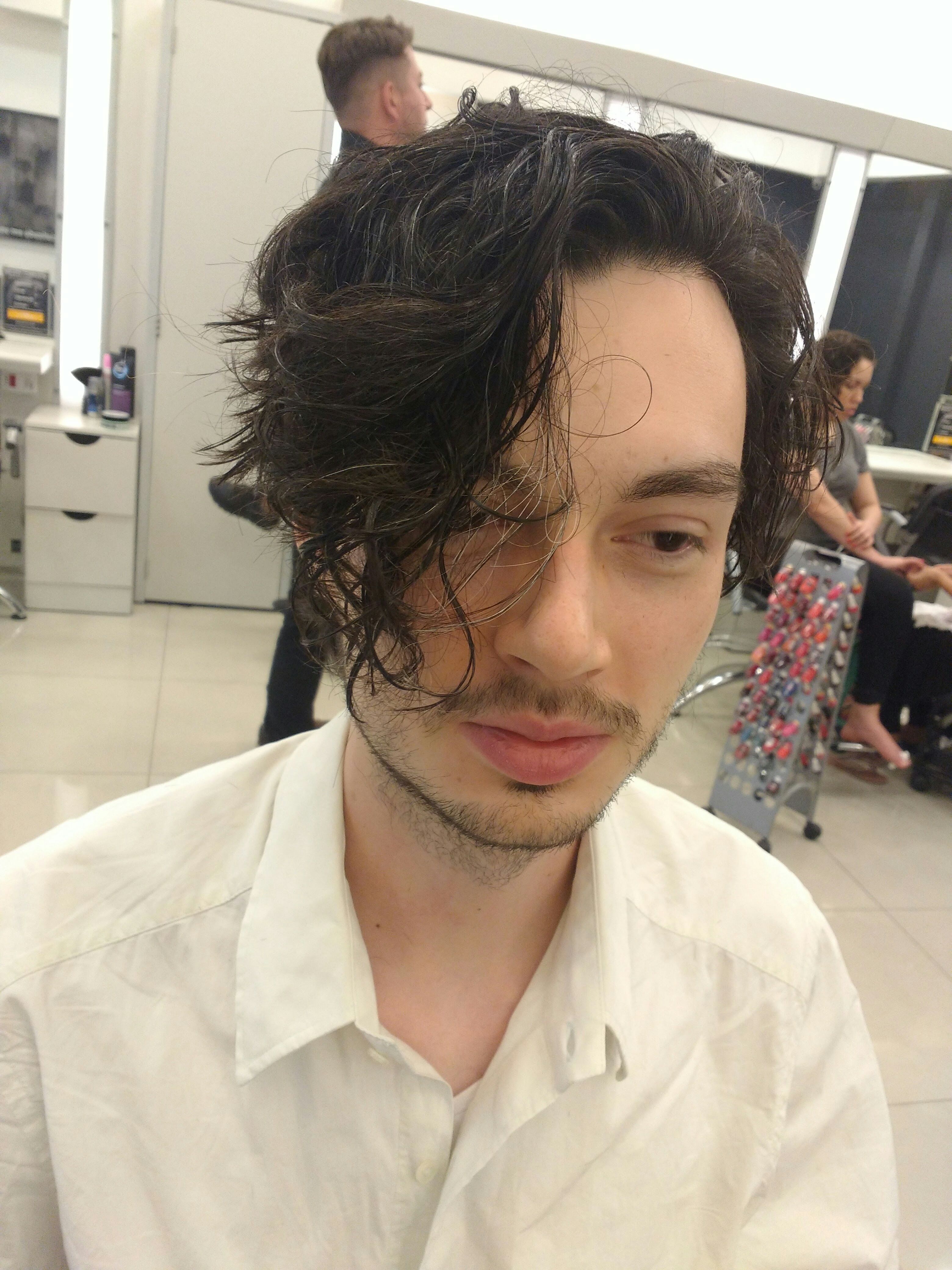 Corte masculino cabelo cabeleireiro(a) barbeiro(a) maquiador(a)