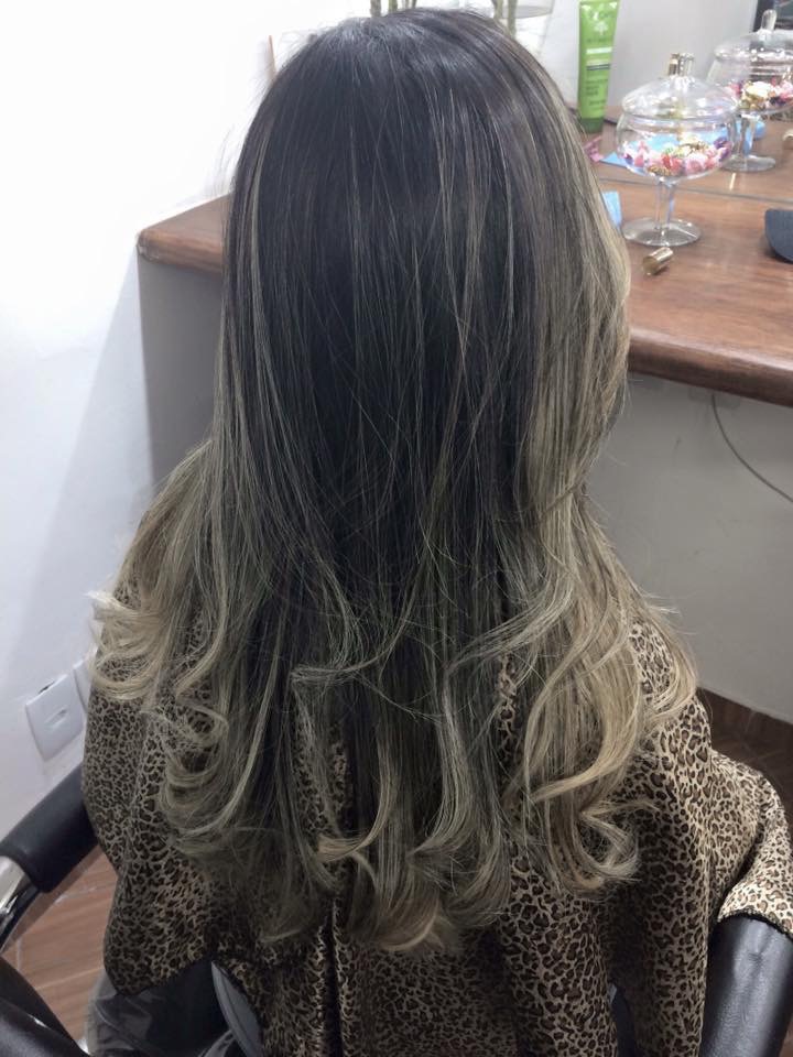 #LoirosPerfeitos
#ClienteSatisfeita
#BlondHair
#MorenaTbPodeSerLoiras cabelo cabeleireiro(a)