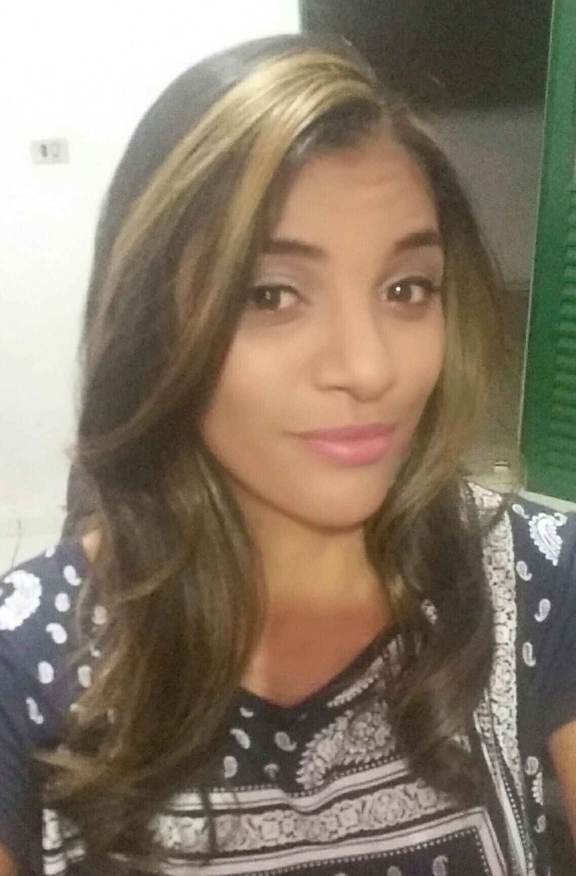 Hair contour
Tonalizacao 7.31
Escova e modelagem cabelo auxiliar cabeleireiro(a)