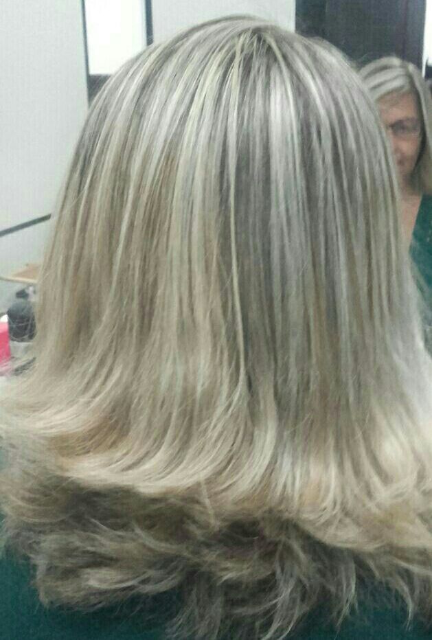 Mechas costuradas 
Tonalizacao 12. 89
Escova cabelo auxiliar cabeleireiro(a)