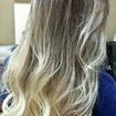 Ombre Hair  com mechas finas intercaladas tonalizacao com 9. 89 
Escova e finalização com Baby liss