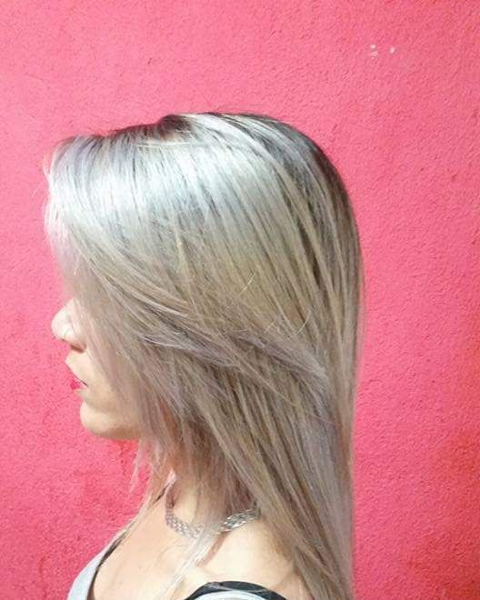 Luzes pérolas com Raiz esfumada cabeleireiro(a) cabeleireiro(a)