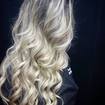 Ombre hair e mechas finas na raiz. #HairBlond
