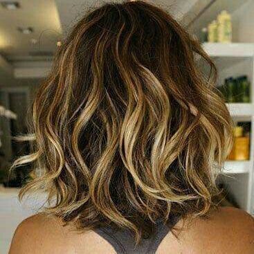 Ombre Hair técnica na  xuxinha
Tonalizaçao 1/3 7. 14 com 7. 77
Escova +babyliss auxiliar cabeleireiro(a)