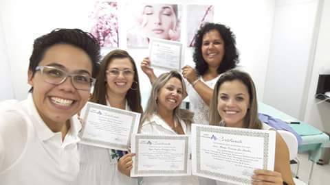 Certificado 
A+ESTÉTICA outros massoterapeuta aromaterapeuta
