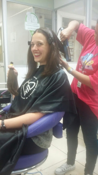 #cabelegria cabelo cabeleireiro(a) maquiador(a) designer de sobrancelhas
