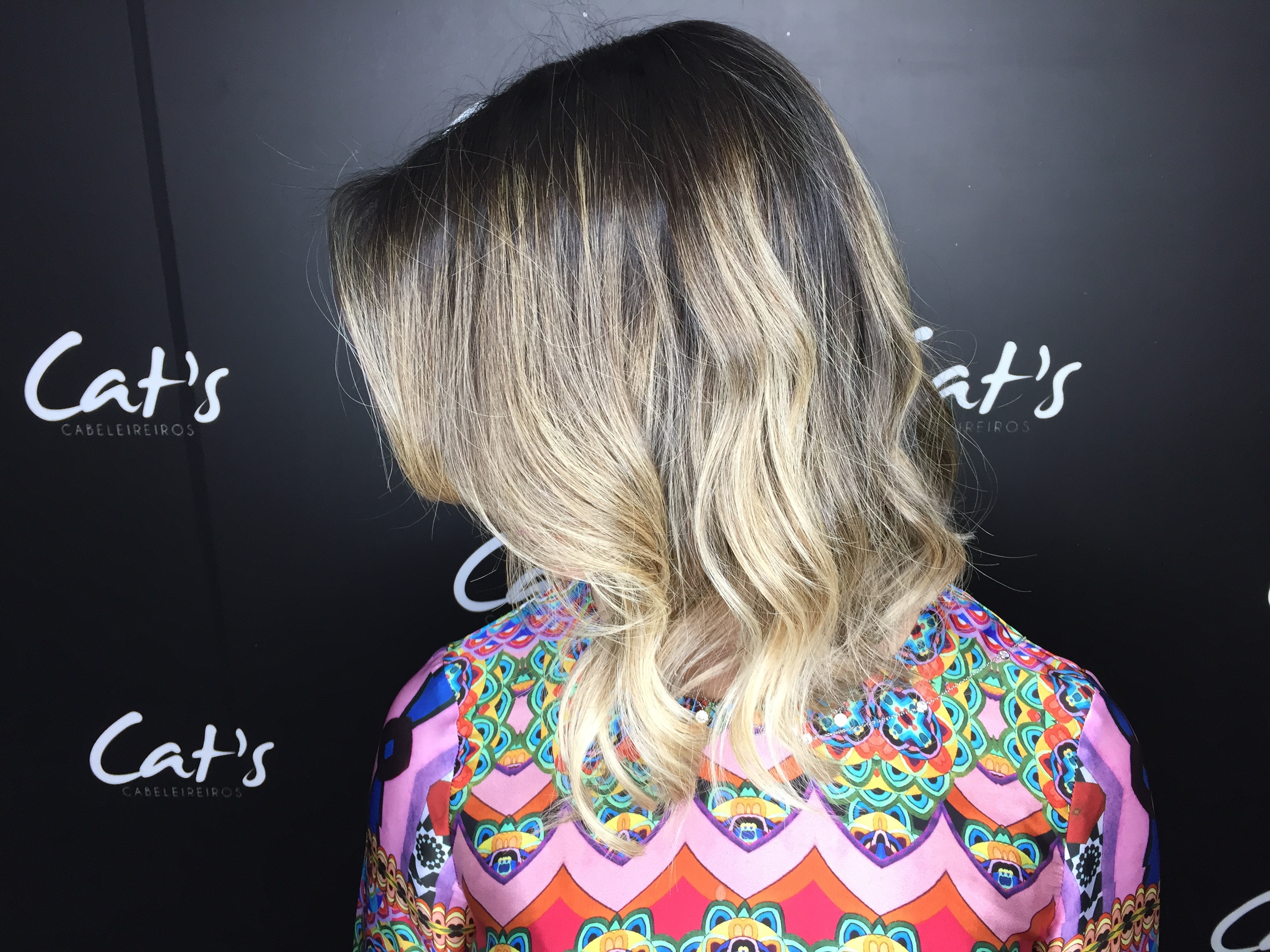 Short hair com mechas criativas  cabelo cabeleireiro(a) maquiador(a)