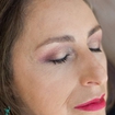 Maquiagem leve porém marcante em pele madura. Super coringa!

#maquiagem #clássica #esfumado #iluminada #festa #casamento #madrinha #pelemadura #roxo #bege #makeup 