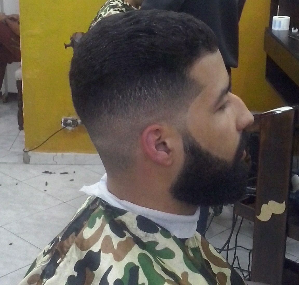 Corte Degrade Masculino  e Barba outros barbeiro(a)