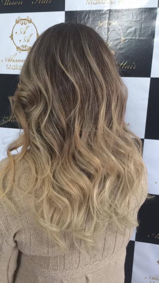 loiro diva .  cabelo cabeleireiro(a) maquiador(a)