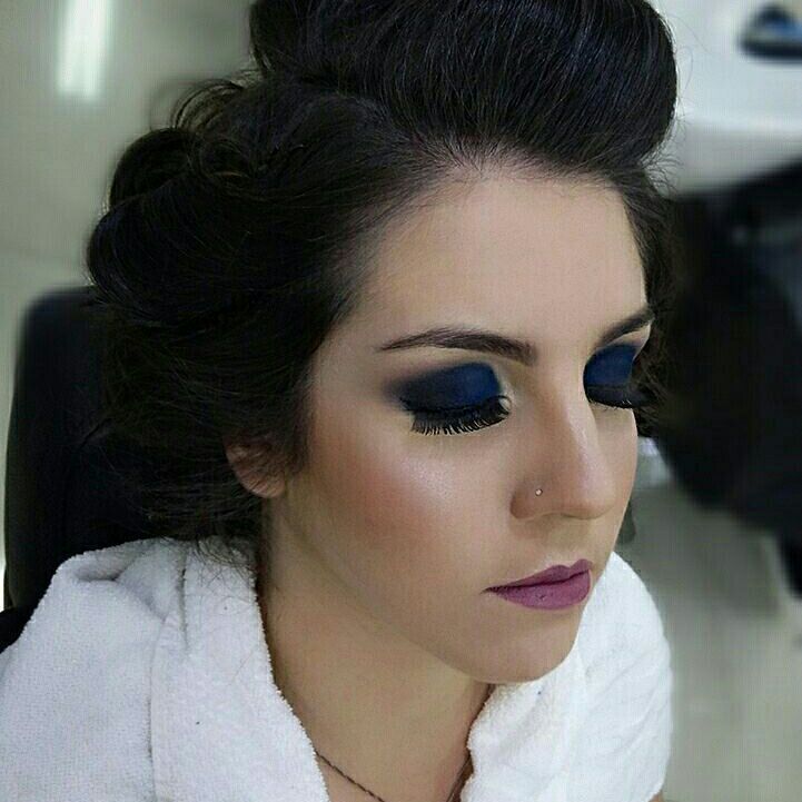 cabeleireiro(a) maquiador(a) designer de sobrancelhas stylist / visagista