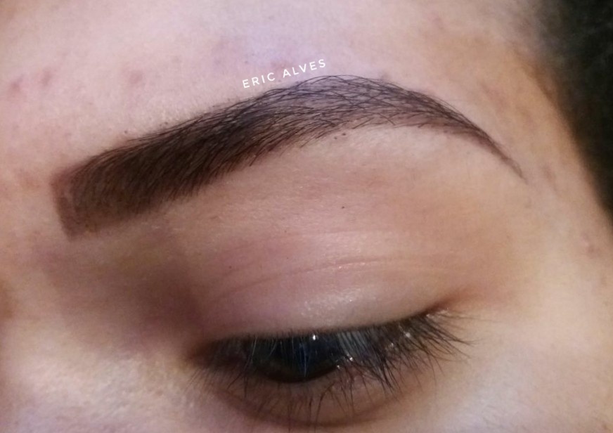 Design com Henna. estética micropigmentador(a) designer de sobrancelhas