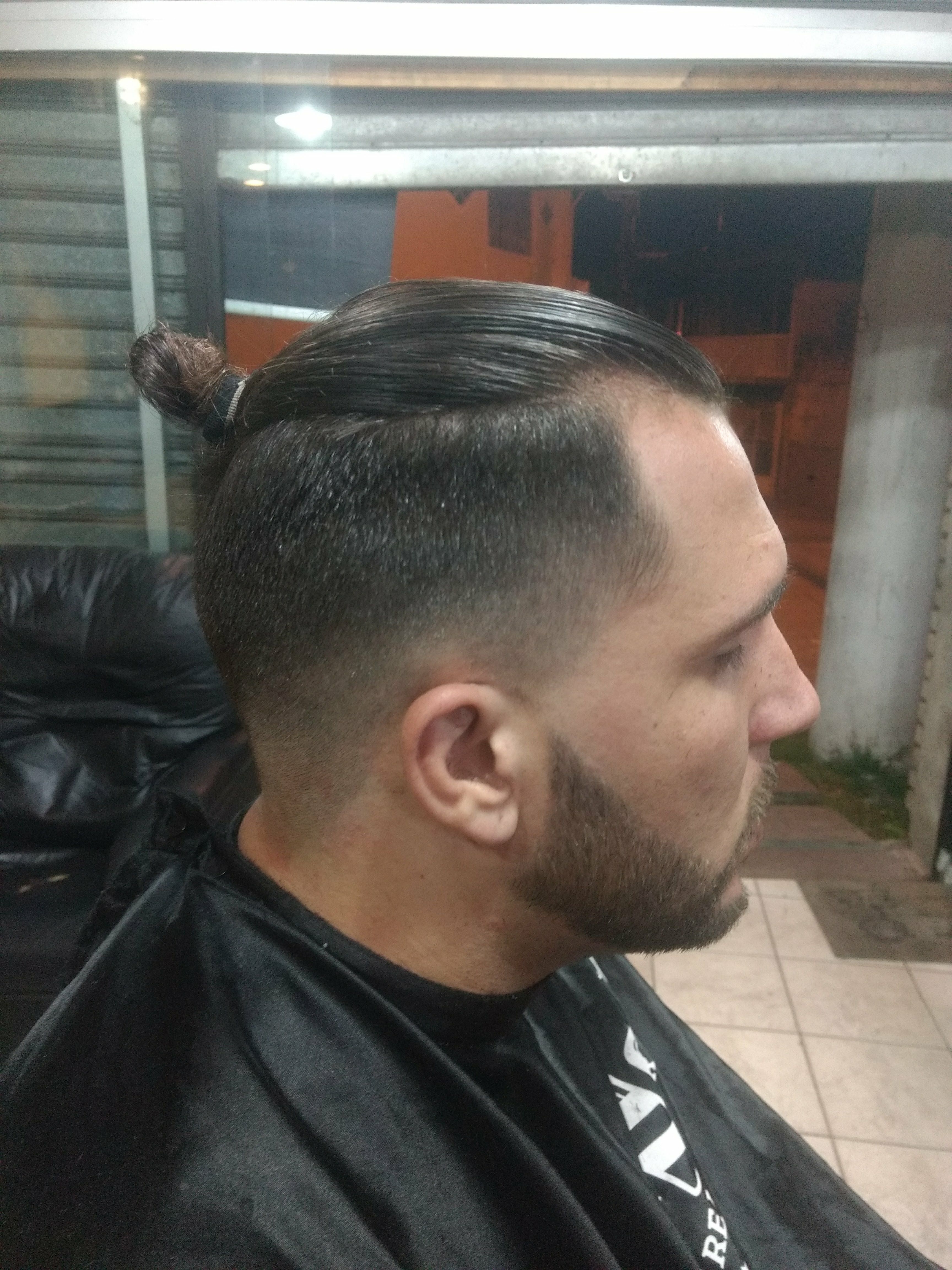 barbeiro(a) cabeleireiro(a) barbeiro(a) barbeiro(a) barbeiro(a) barbeiro(a) barbeiro(a) barbeiro(a) barbeiro(a) cabeleireiro(a) barbeiro(a) barbeiro(a)