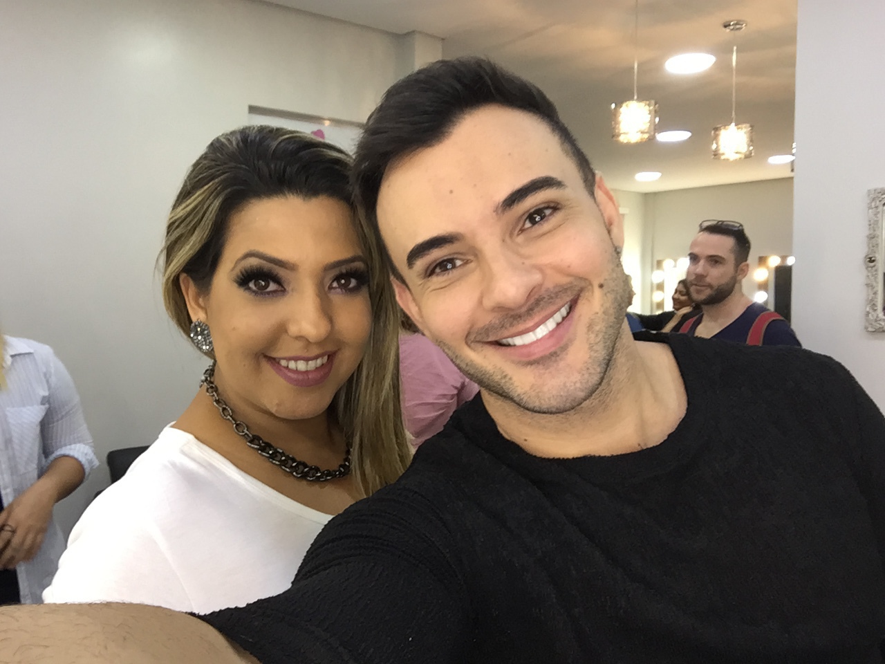 Com o super profissional Helder Marucci #makesdabru #dicasdaju #santavaidade #manaus #amazonas  maquiador(a)