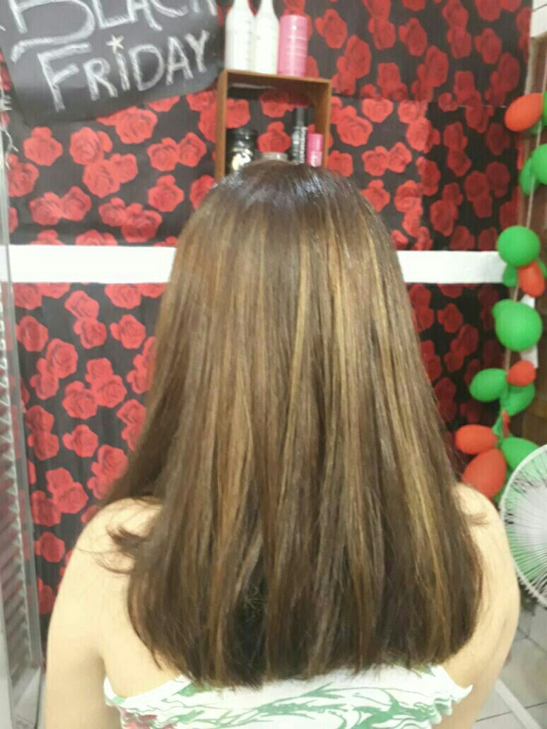 Cauterização + Corte Feminino com finalização com piastra e argan cabelo auxiliar cabeleireiro(a) cabeleireiro(a) depilador(a) escovista designer de sobrancelhas