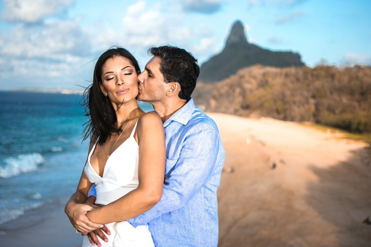 Ensaio fotográfico em Fernando de Noronha.  maquiagem maquiador(a) cabeleireiro(a)