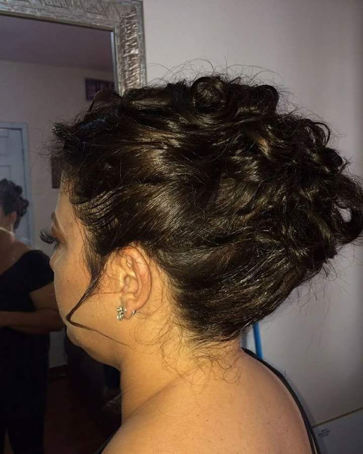 Penteado cabeleireiro(a) stylist / visagista stylist / visagista stylist / visagista stylist / visagista stylist / visagista stylist / visagista