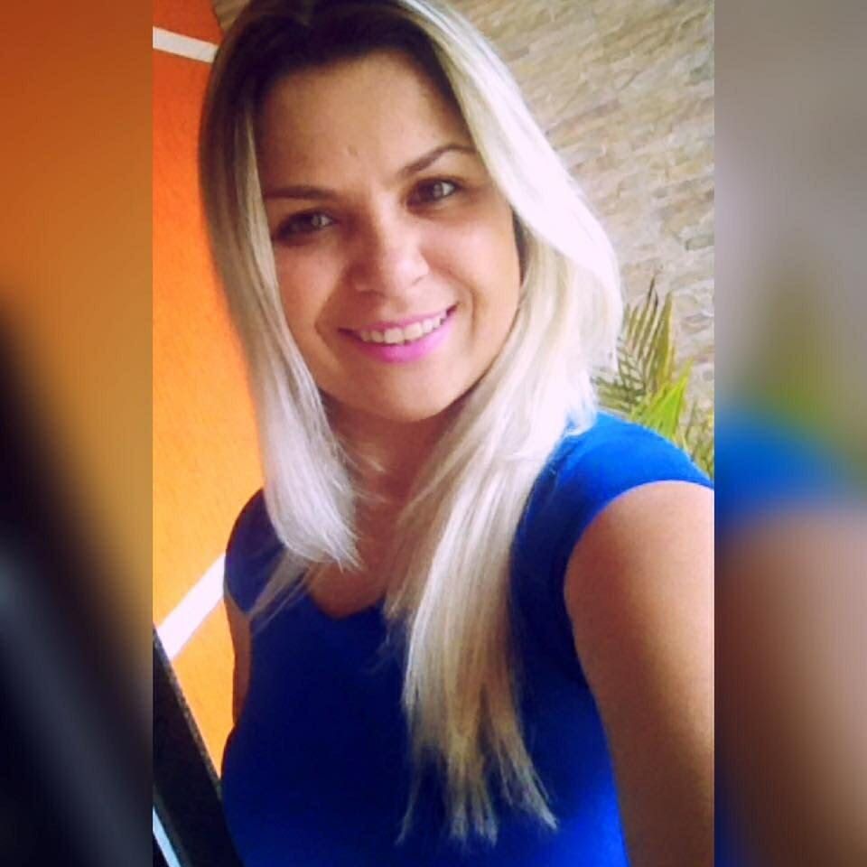 Clareamento global cabelo cabeleireiro(a) stylist / visagista stylist / visagista stylist / visagista stylist / visagista stylist / visagista stylist / visagista