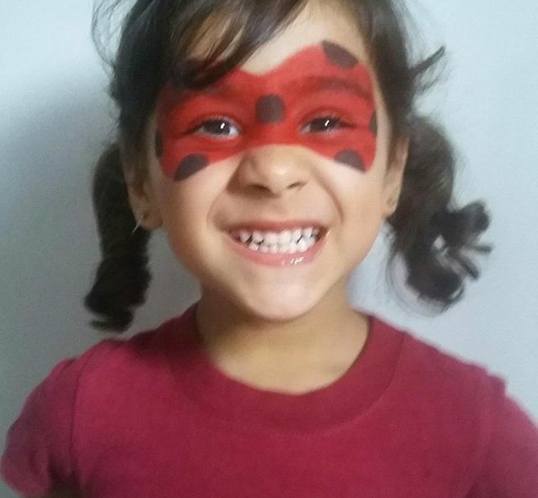 Maquiagem Infantil
Tema:Lady Bug maquiagem maquiador(a) recepcionista