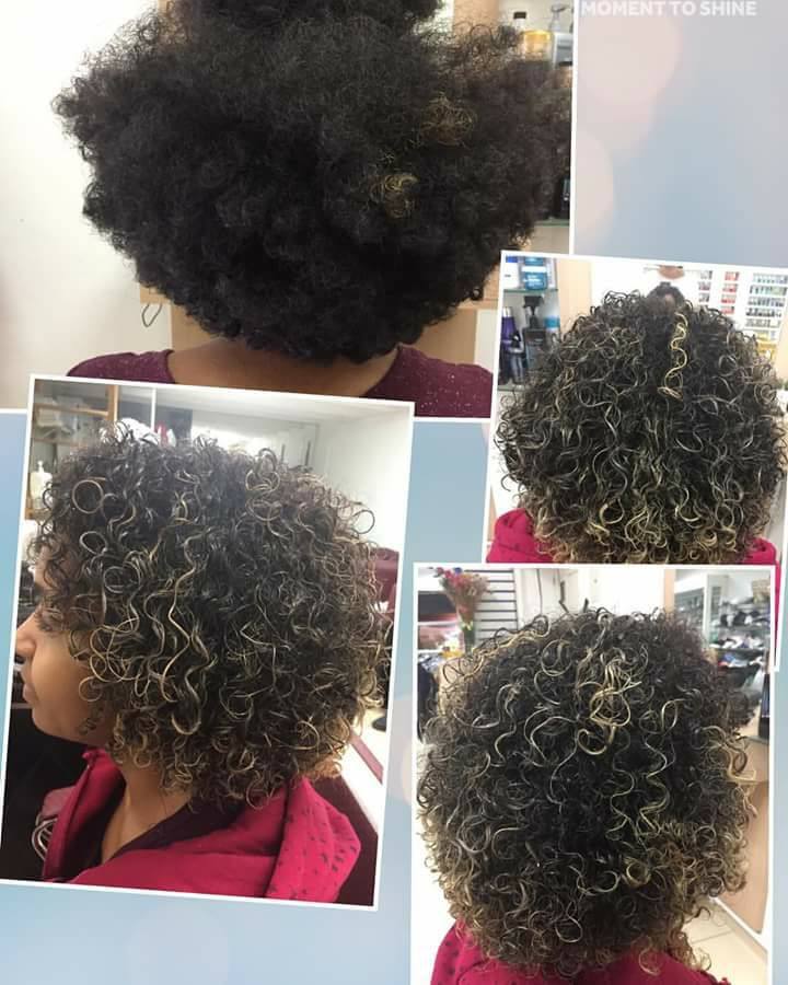 Descoloração específica para cabelos cacheados e crespos sem perder a curvatura do fio.
Tratamento de Definição de Cachos, SEM QUÍMICA, para cabelos naturais. 
#lucarrilhocurly #lucarrilhohairstylist #semquímica #crespoélindo #cacheadasemtransição #blondbylucarrilho cabelo cabeleireiro(a)