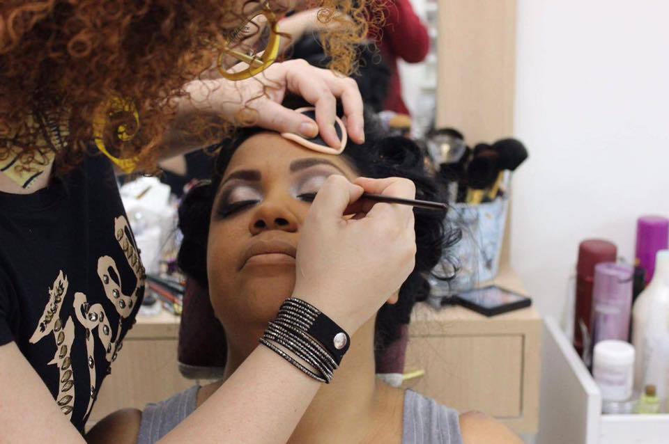 Produção de Noiva Cacheada. Cabelo e Make by Lu Carrilho.
#lucarrilhocurly #lucarrilhohairstylist #lucarrilhomakeupartist #noivalucarrilho

 maquiagem cabeleireiro(a)
