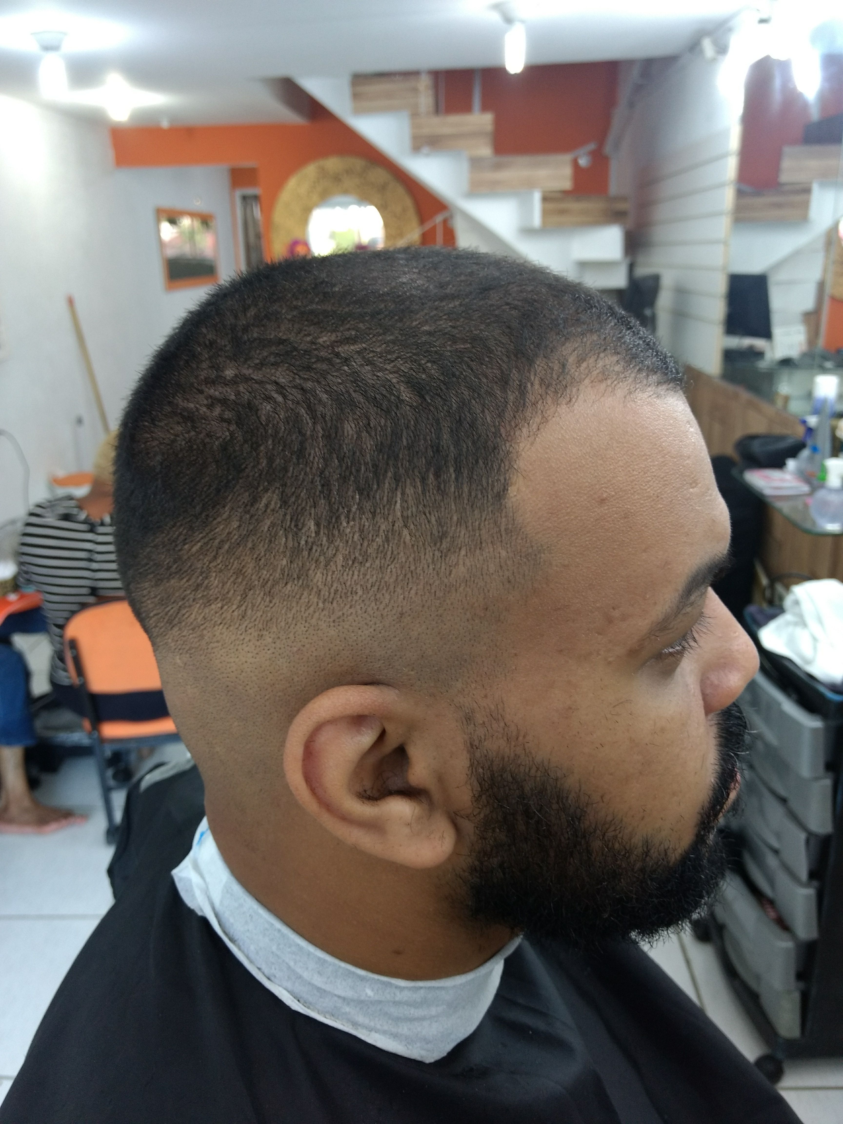 Degradê 0 baixa até o pente 1,5 especial. No topo pente 2 alta. cabelo barbeiro(a) cabeleireiro(a)