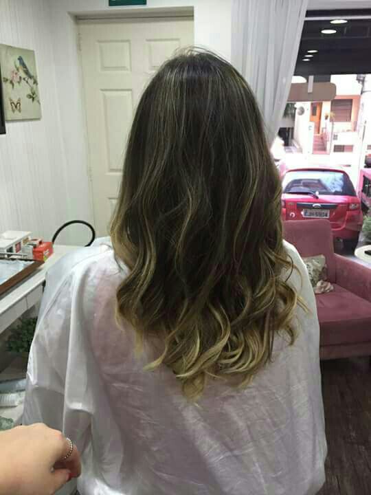 Hsir contourn cabelo stylist / visagista