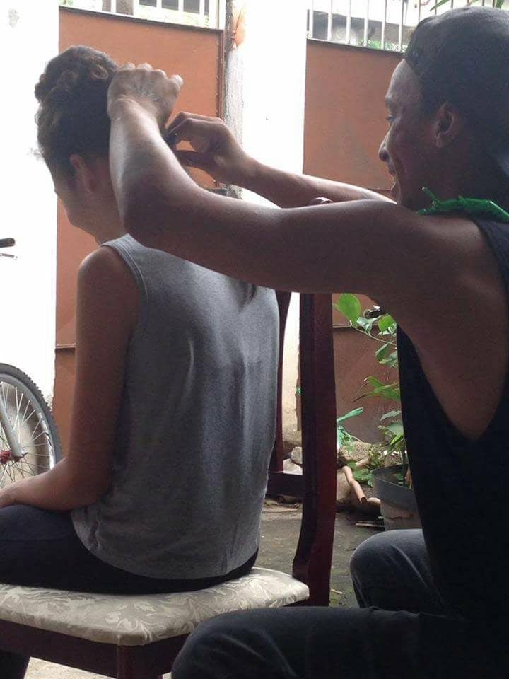 Dando início aos dreads auxiliar cabeleireiro(a)